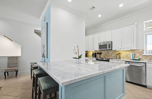 Villa Segunda House | Gulf Front 5 BR Home | Brand New Private Pool | Event Friendly | Sleeps 21