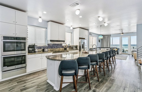 White Sands First House | Gulf Front End Unit 4 Bedroom Pet Friendly with Private Elevator