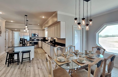 Morgantown House | Gulf-Front Luxury at Shiloh – Your Beach Getaway!