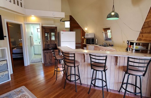 Panacea House | Gulf view Geodesic Dome Cabin just a 5 minute walk to uncrowded beach! No Pets!
