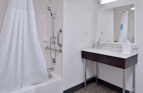 Greenville Hotel | Hampton Inn Greenville