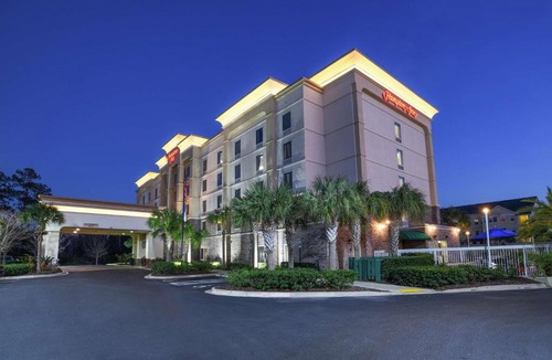 Arlington Hotel | Hampton Inn Jacksonville - East Regency Square