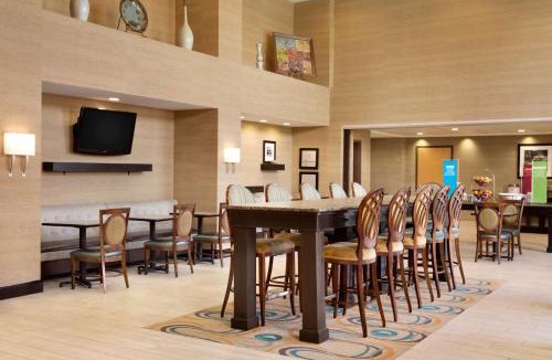 Irondale Hotel | Hampton Inn & Suites Birmingham Airport Area