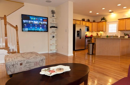 Holmes Beach House | Happy Island Cottage: Heated Pool, 5-Min Walk to Beach, Pet Friendly