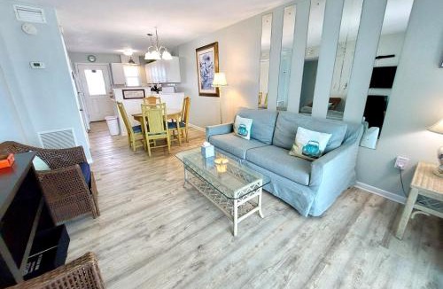 Gulf Shores Apartment | Harbor House B6 Condo