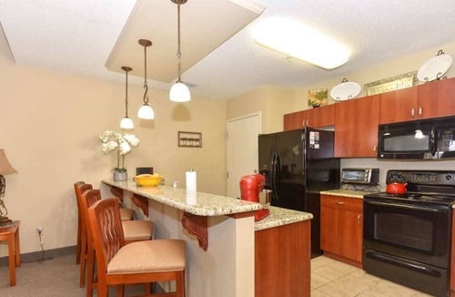 National Gardens Condo | Harley Retreat Close to Beach, Onsite Pool, WiFi