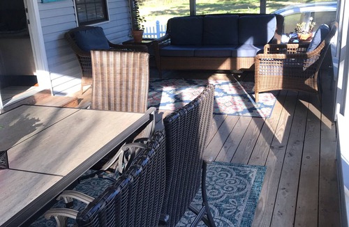 Pass Christian Cottage | Hayden Cottage. Great location and comfortable cottage.