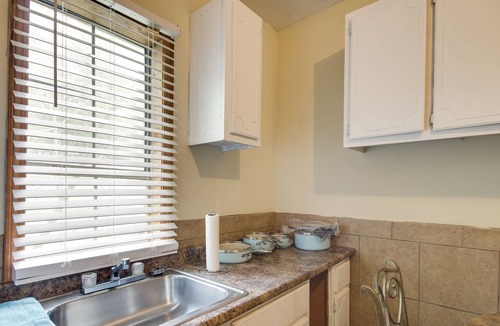 Hazlehurst House | Hazlehurst Vacation Rental - 40 Mi to Jackson!