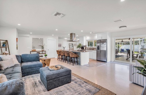 Yacht Club House | Heated Pool, 4BR 3BA, Comfortable Cape Oasis