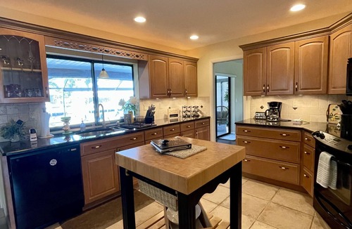 Punta Gorda House | HEATED POOL NO XTRA CHARGE, Prime Location, Walk 2 Fisherman's Village/Downtown