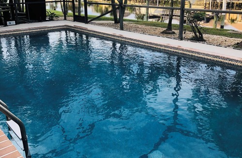 Punta Gorda House | HEATED POOL NO XTRA CHARGE, Prime Location, Walk 2 Fisherman's Village/Downtown