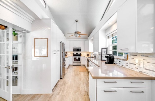 Garden Isles House | Heated Pool! Waterfront+Kayak! Close 2 Beach!