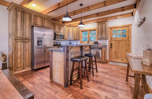 Cashes Valley Cabin | Hemlock Hideout - Game room, hot tub, creek access
