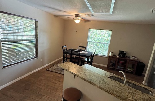 Weeki Wachee Gardens House | Hidden Spring-run Swimming elevated Views & Game Rm