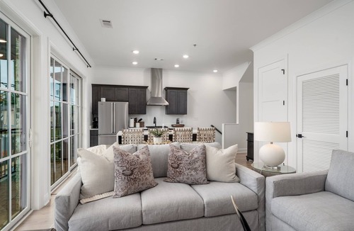 Tuscaloosa House | Highend Stadium View Home, Pool & Game Room Garage