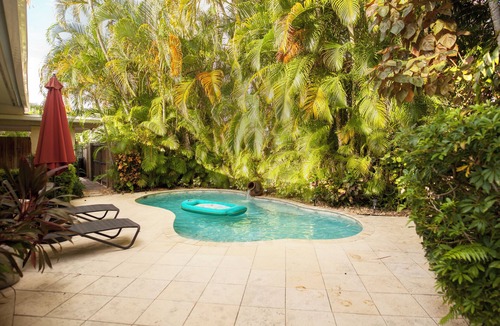 East Fort Lauderdale House | Highland Palms Oasis Home, your own private house, a block from the beach