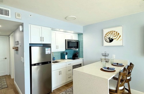 Marco Island Condo | 🐬 HIGHLY RATED! Remodeled Beachfront Apollo Condo, 9th Floor!