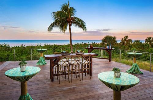 Marco Island Resort | Hilton Marco Island Beach Resort and Spa