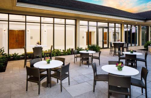 Marco Island Resort | Hilton Marco Island Beach Resort and Spa