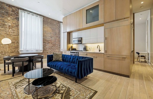 Tulane - Gravier Apartment | Historic 1BR Schoolhouse Apartment | Near CBD + FQ