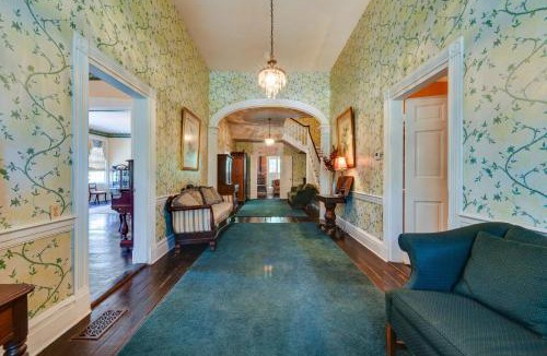 Pinckneyville House | Historic 5,400-Sq-Ft Woodville Estate w/Pool
