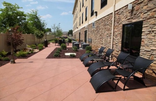 Madison Hotel | Historic Charm! 3 Spacious Units Near Attractions