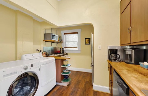 Crestline Heights House | Historic Spanish Charm + Scenic View | Cozy Casita