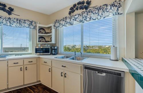 Cedar Key Apartment | HMS Gullivers Rest