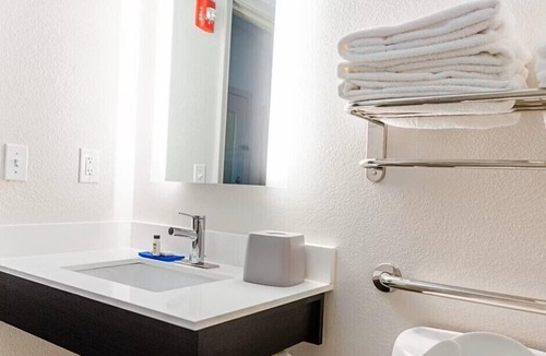 Andalusia Hotel | Holiday Inn Express Andalusia by IHG