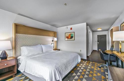 Lucedale Hotel | Holiday Inn Lucedale by IHG