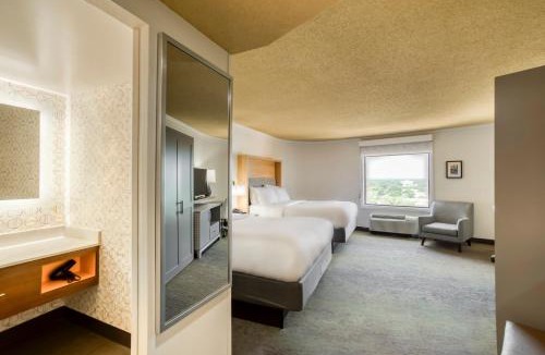 Central Business District Hotel | Holiday Inn Mobile Downtown Historic District by IHG