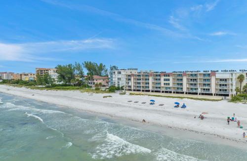 Indian Shores Apartment | Holiday Villas 2 104