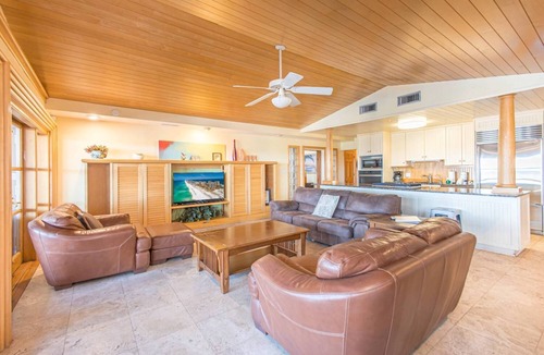Villa Segunda House | Home Away From Home | Private Pool | Seasonal Beach Service | Dog Friendly | Beach Getaways