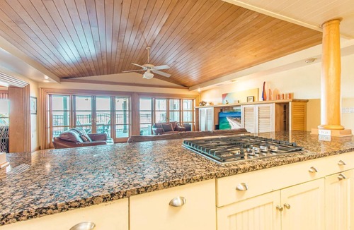 Villa Segunda House | Home Away From Home | Private Pool | Seasonal Beach Service | Dog Friendly | Beach Getaways