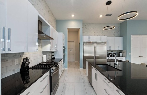 Loughman House | Homes by Villatel | Music Studio, Candy Theme BR, Arcade, Gym, Pool, Near Disney