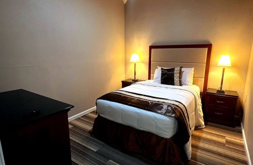 Laurel Hotel | Hotel Pinehurst- Laurel Suite 209
