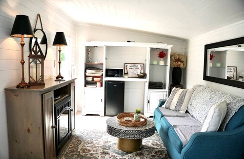 Rogersville House | House ∙ 1 bedroom ∙ 2 guests