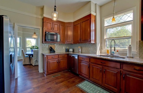Madison House | House 5 Bedroom-5 king beds/4.5 Baths, PET FRIENDLY, POOL During Summer*