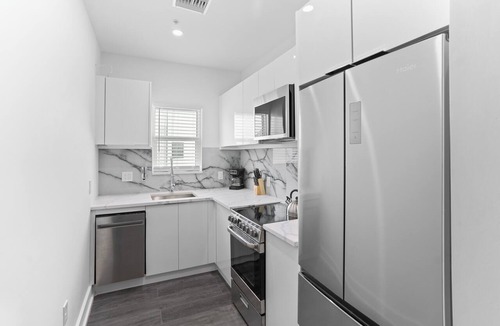 SoHo Apartment | Hyde Park 1/1 private residence 13