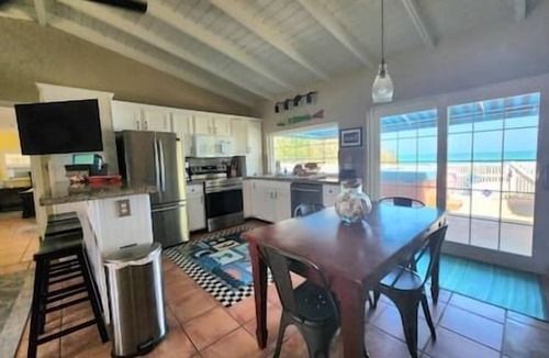 Indian River Oaks House | Iguana Azul - Beachfront Getaway - Sunrises, Fishing, Surfing & Rocket Launches!