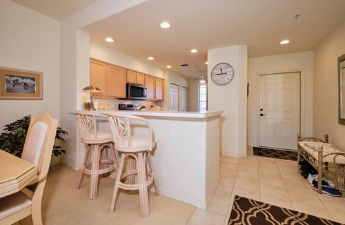 Tropical Cove Condo | Immaculate 2-Bedroom Condo with Water Views in Lexington Country Club