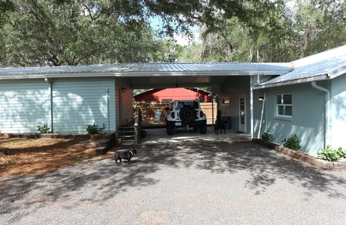 Edgar House | ISLAND LAKE ESCAPE 3-bedroom house on spring fed Island Lake in Fort McCoy