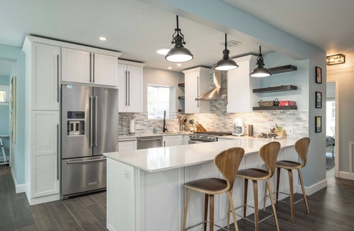 Midtown House | Island living 3-bed oasis w large pool, lush deck, cabana, outdoor shower