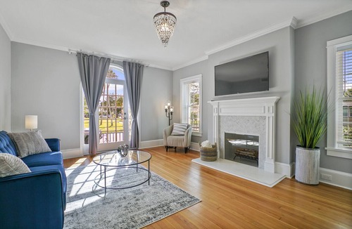 St. Augustine Apartment | Island Luxury and Location! Between Downtown and the Beach