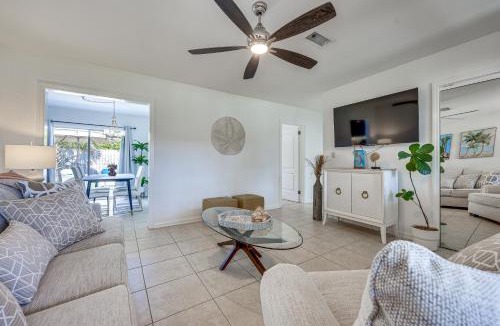 Atlantic Shores House | Jacksonville Beach Home with Yard, Walk to Shore