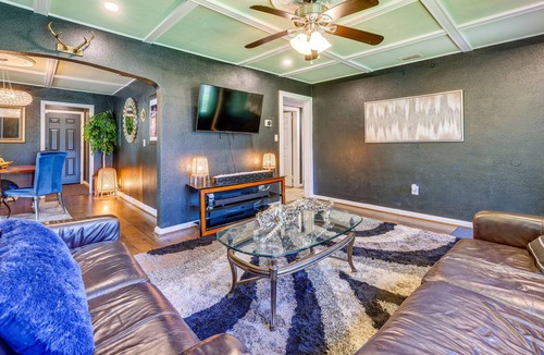 Riverview Cottage | Jacksonville Vacation Rental w/ Deck!