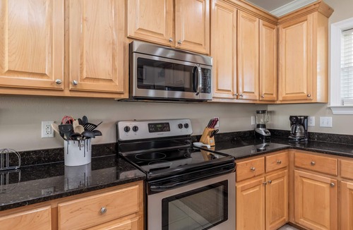 Dauphin Island House | Jadestone | fall break cancellation, nightly stay available!