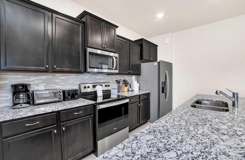 Davenport Villa | July Open | 7BR Villa, 9 Miles to Disney | Private Pool & Spa + FREE Waterpark