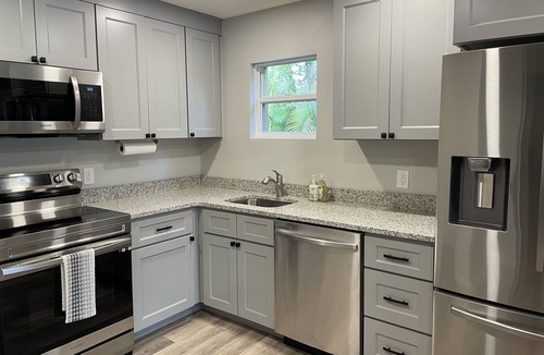Roseland House | Jumanji House Unit 3