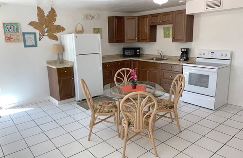 Key Colony Beach House | KCB-access Private Cabana Club, Dock on Canal, PET Friendly, Pickle ball courts
